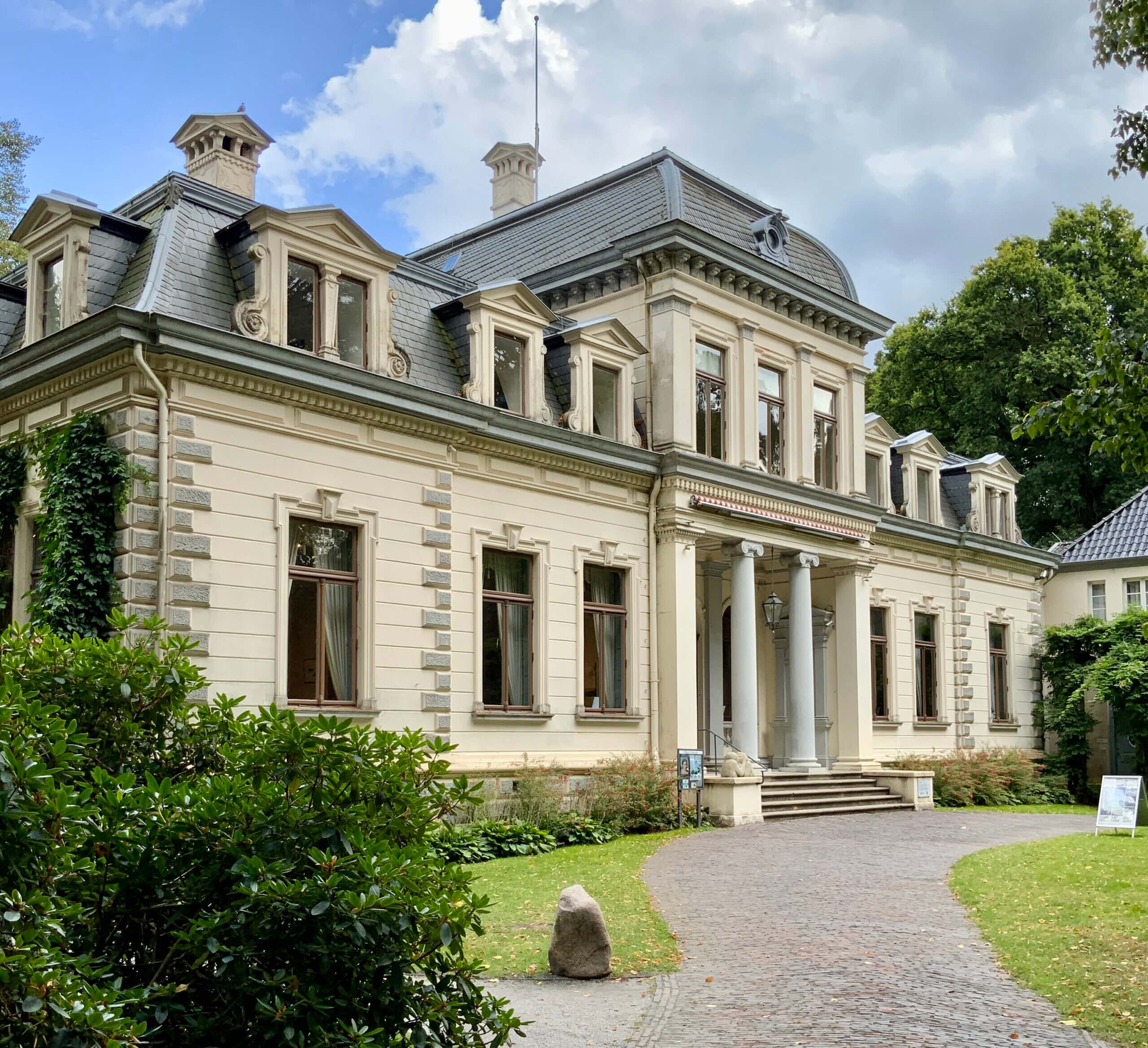 Hoch.Tief.Flach - Landschaft im Nordwesten Hoch.Tief.Flach - Landschaft im Nordwesten